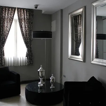 Hospedium Vittoria Colonna Otel